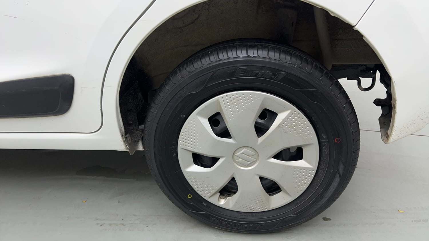 Used 2023 Maruti Suzuki Alto K10 VXi AGS Petrol Automatic tyres LEFT REAR TYRE RIM VIEW