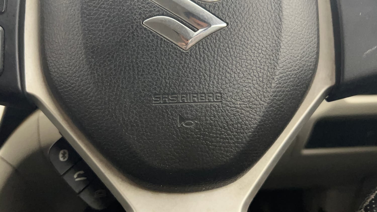 Used 2017 Maruti Suzuki Celerio ZXi Opt Petrol Manual top_features Airbags