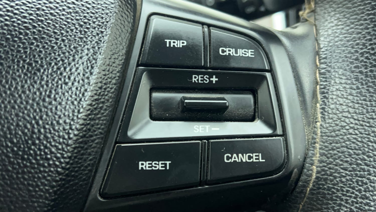 Used 2019 Hyundai Creta SX 1.6 AT Petrol Petrol Automatic top_features Cruise control