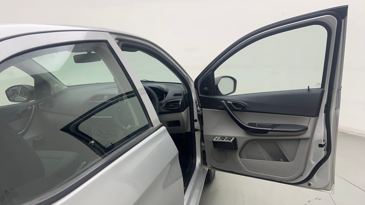 Used 2019 Tata Tiago Revotron XE Petrol Manual interior RIGHT FRONT DOOR OPEN VIEW