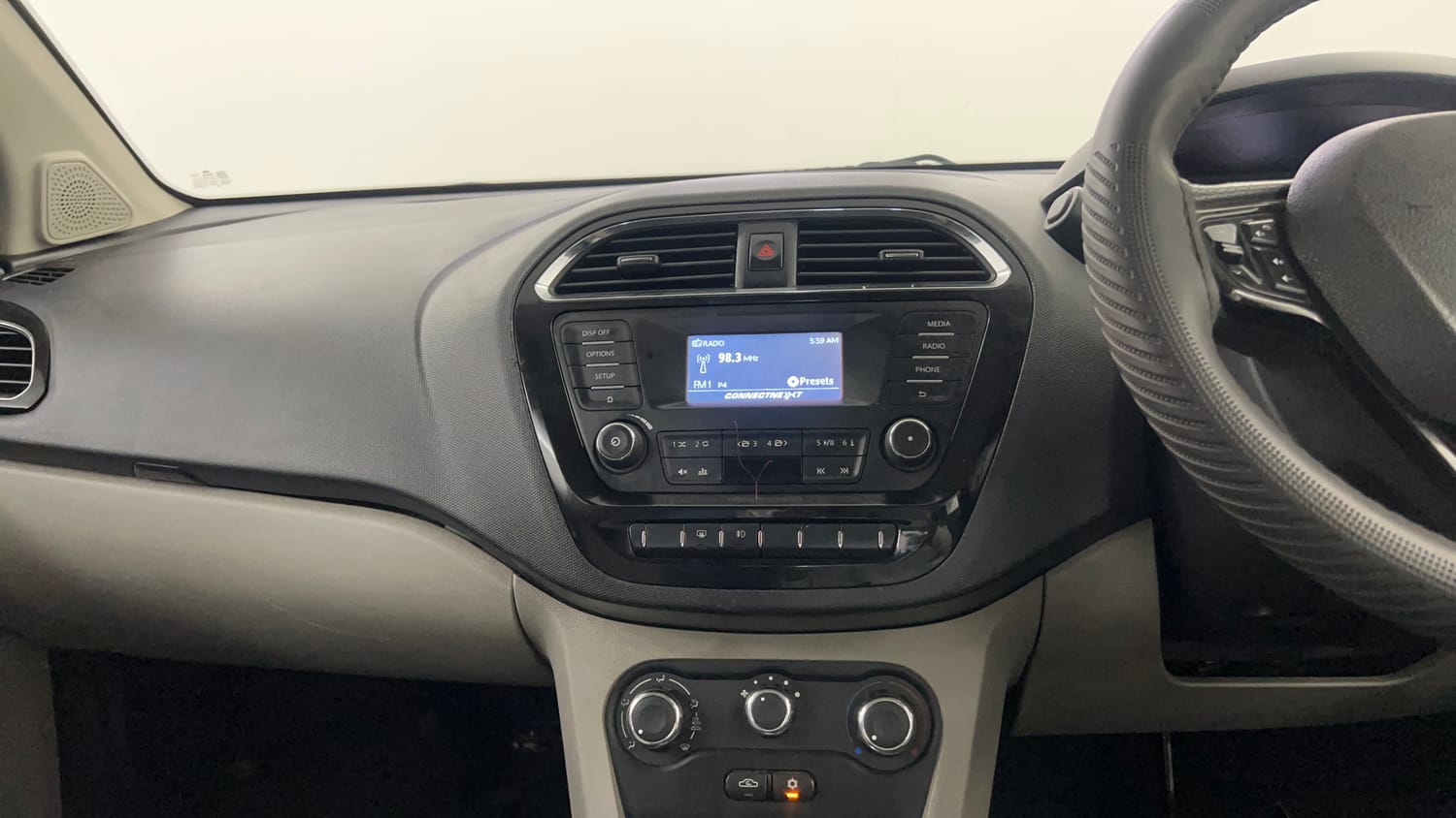 Used 2018 Tata Tiago Revotron XZA Petrol Automatic interior MUSIC SYSTEM & AC CONTROL VIEW