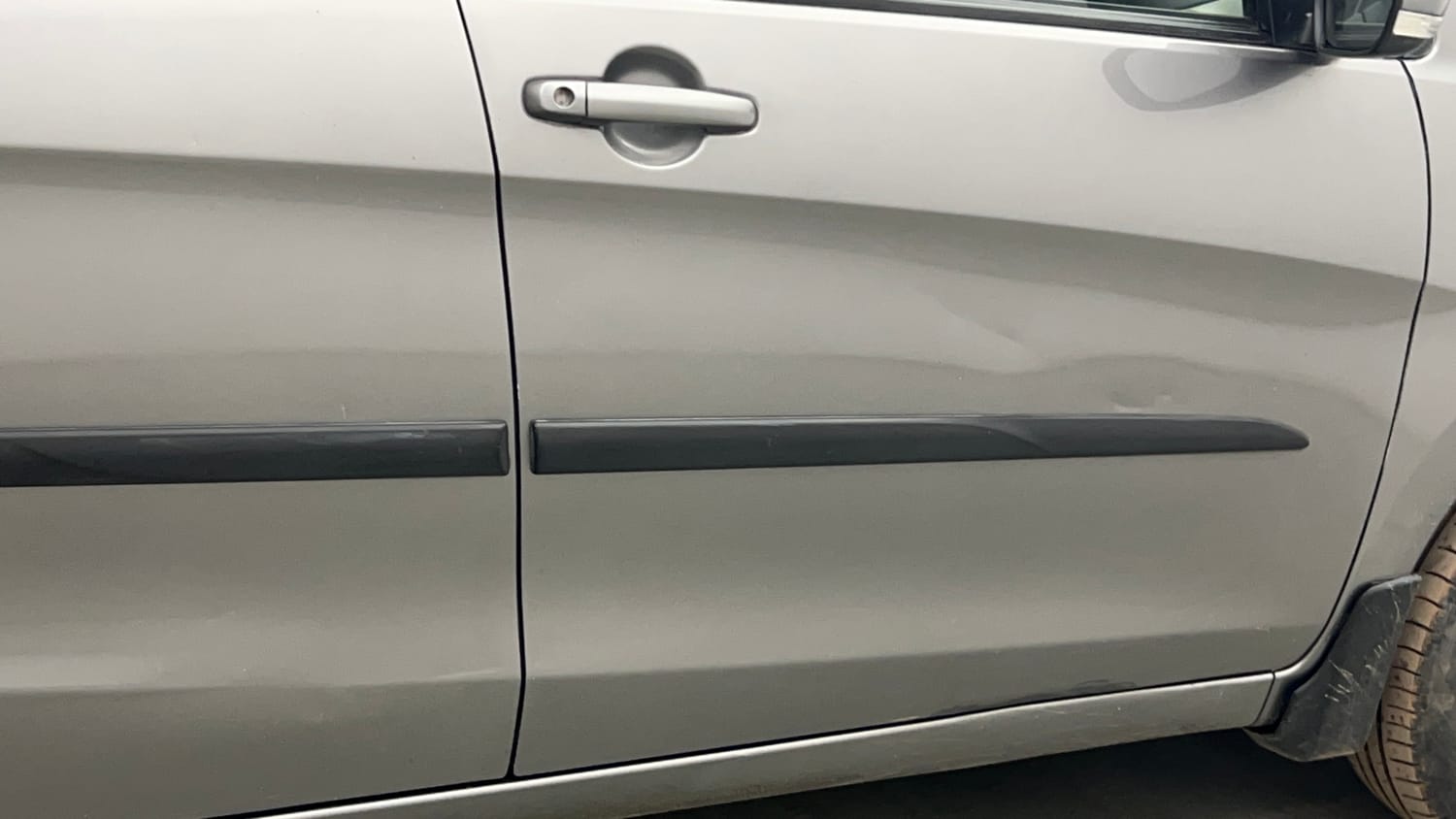 Used 2017 Maruti Suzuki Celerio ZXi Opt Petrol Manual dents MINOR DENT