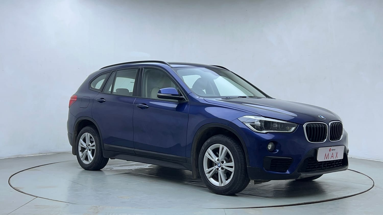 Used 2018 BMW X1 sDrive20d Expedition Diesel Automatic exterior RIGHT FRONT CORNER VIEW