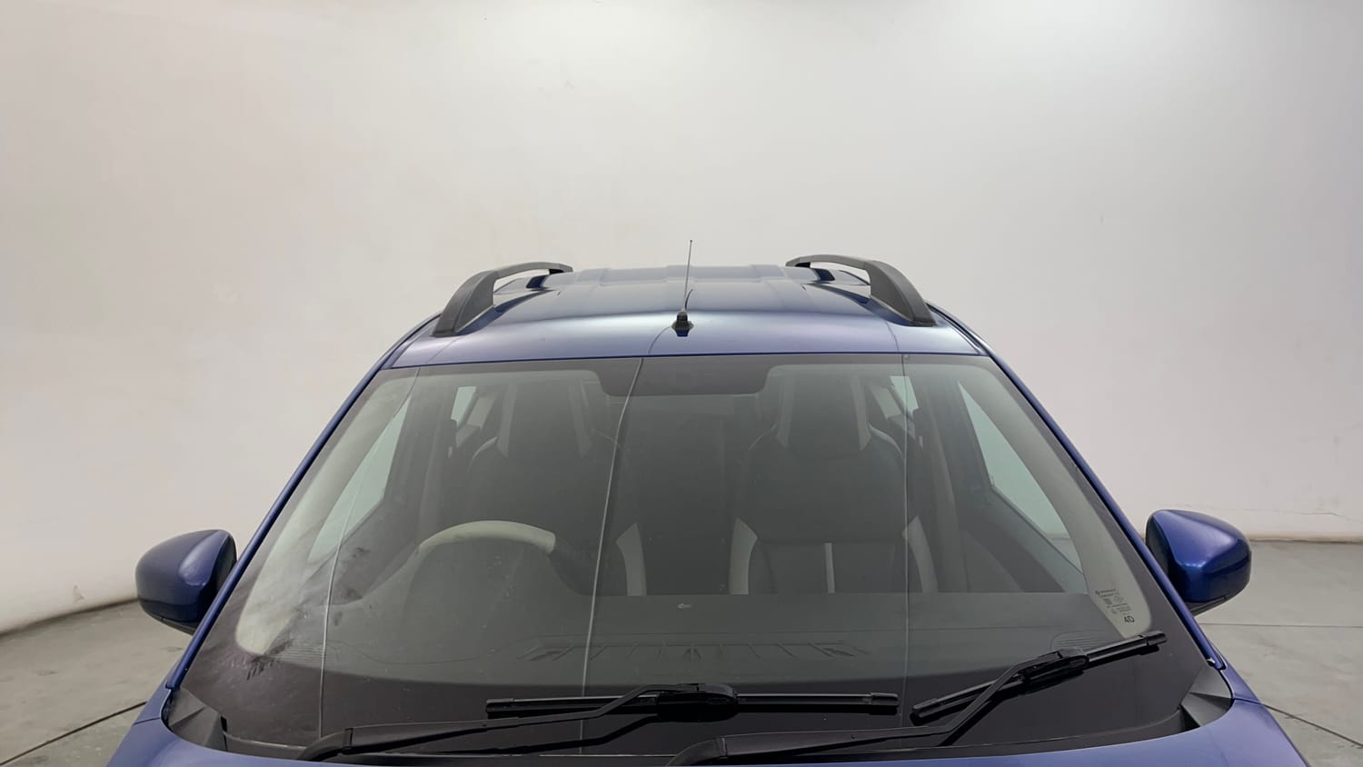 Used 2020 Renault Triber RXT Petrol Manual exterior FRONT WINDSHIELD VIEW