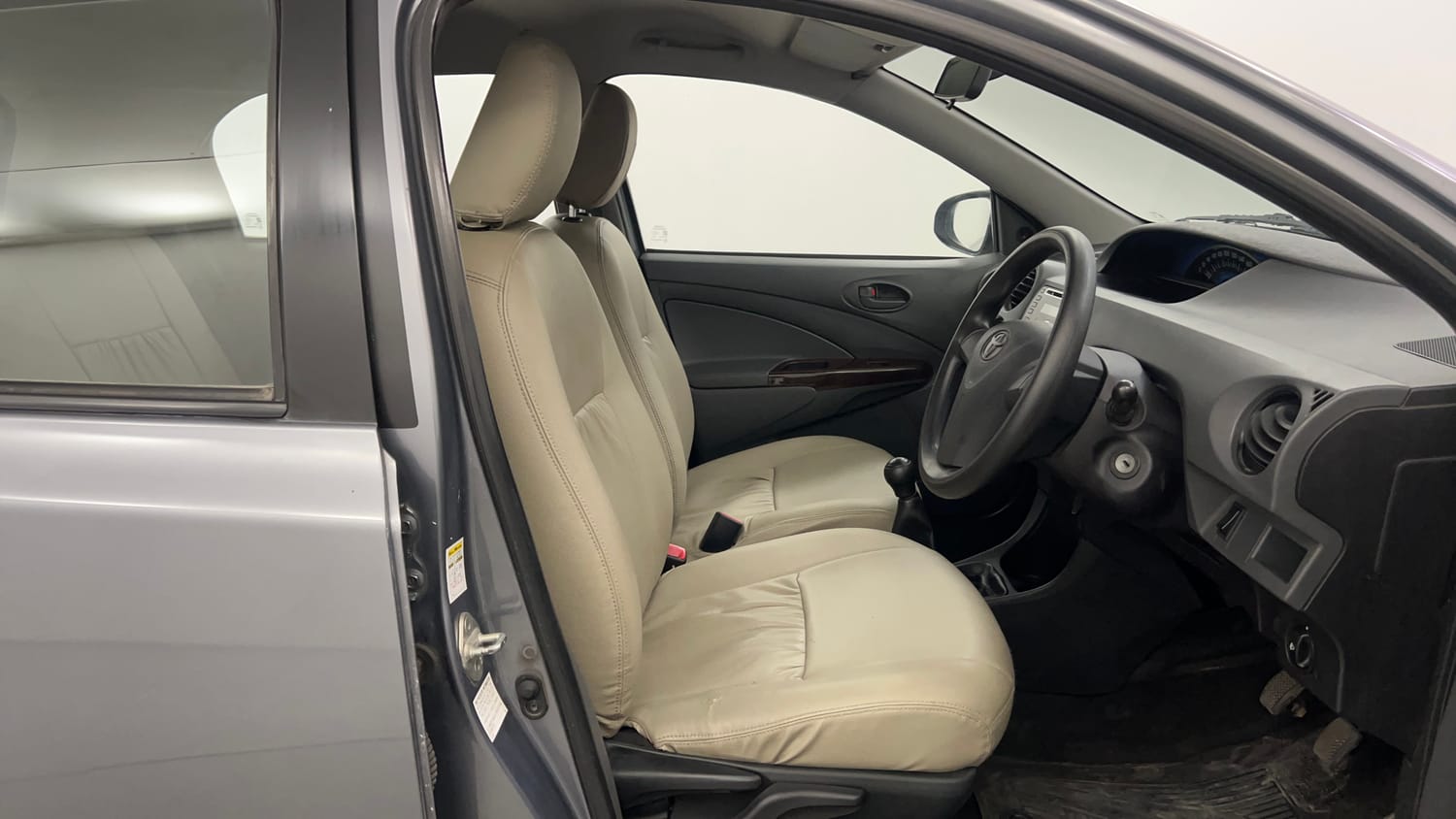 Used 2013 Toyota Etios Liva G Petrol Manual interior RIGHT SIDE FRONT DOOR CABIN VIEW