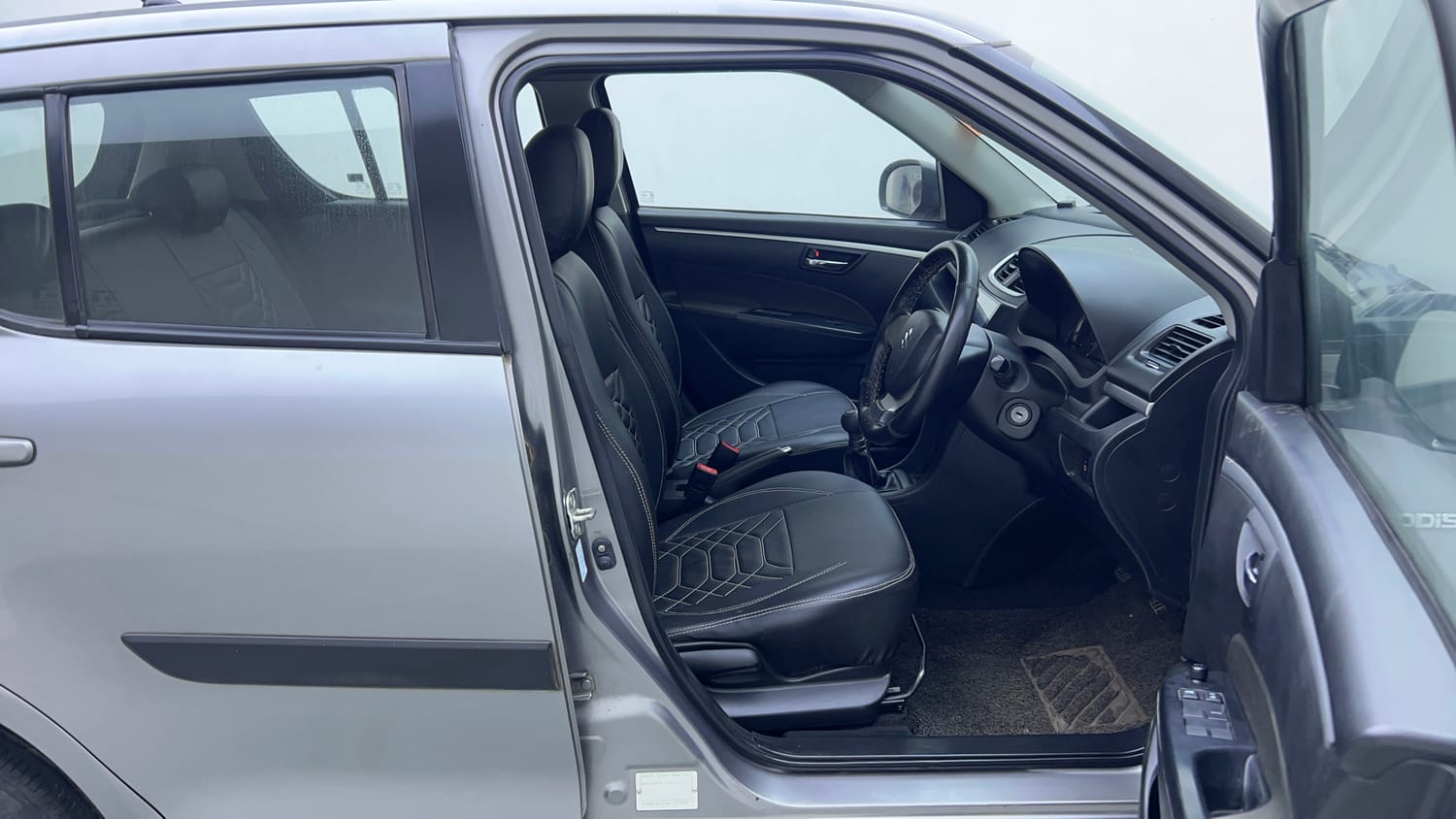 Used 2014 Maruti Suzuki Swift VDi Diesel Manual interior RIGHT SIDE FRONT DOOR CABIN VIEW