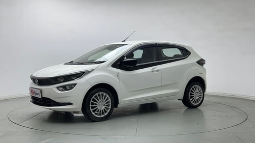 Used 2022 Tata Altroz XT Petrol Petrol Manual exterior LEFT FRONT CORNER VIEW