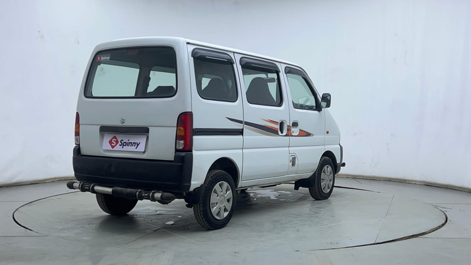 Used 2019 Maruti Suzuki Eeco 5 STR WITH A/C+HTR Petrol Manual exterior RIGHT REAR CORNER VIEW
