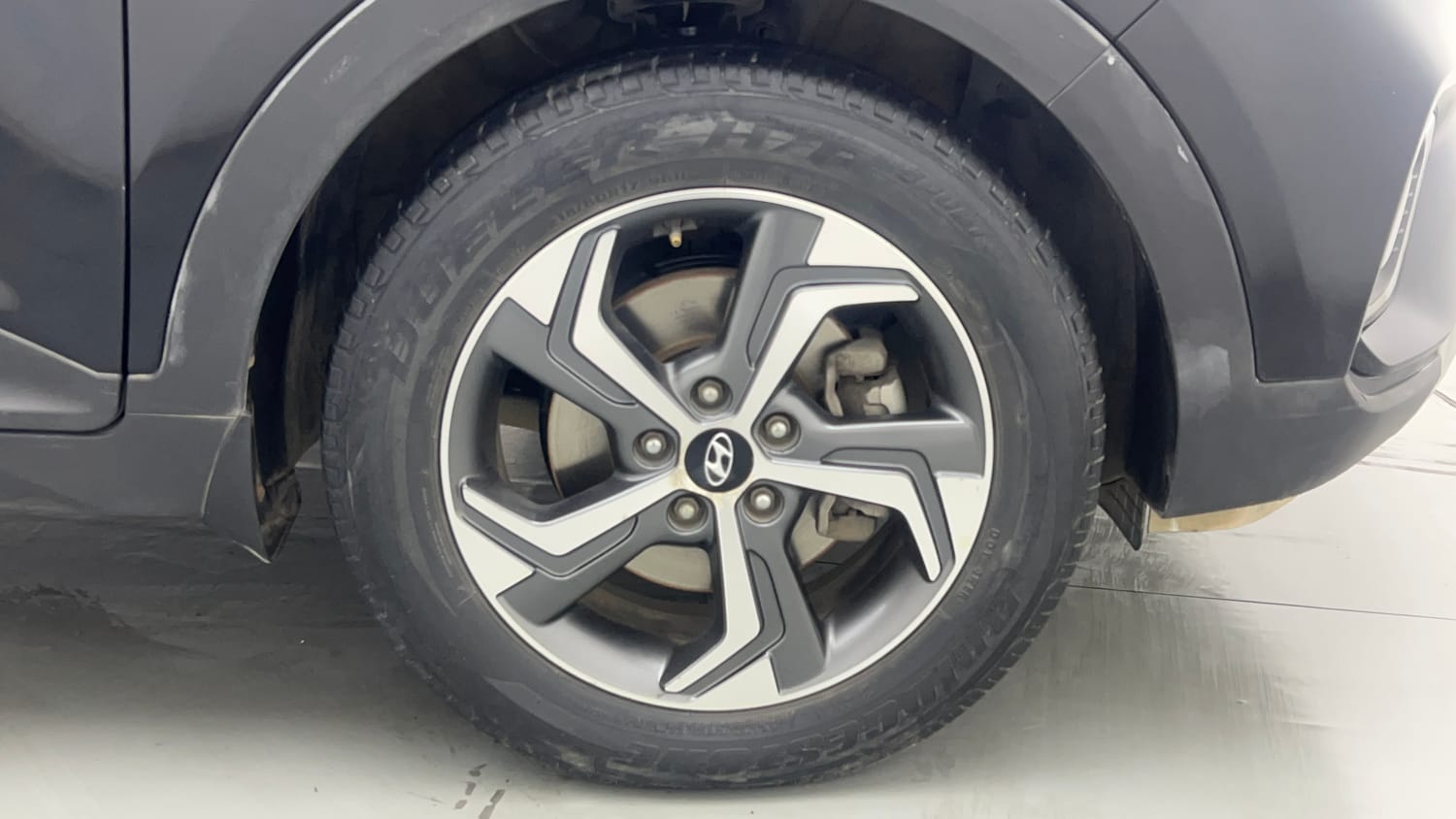 Used 2019 Hyundai Creta SX 1.6 AT Petrol Petrol Automatic tyres RIGHT FRONT TYRE RIM VIEW