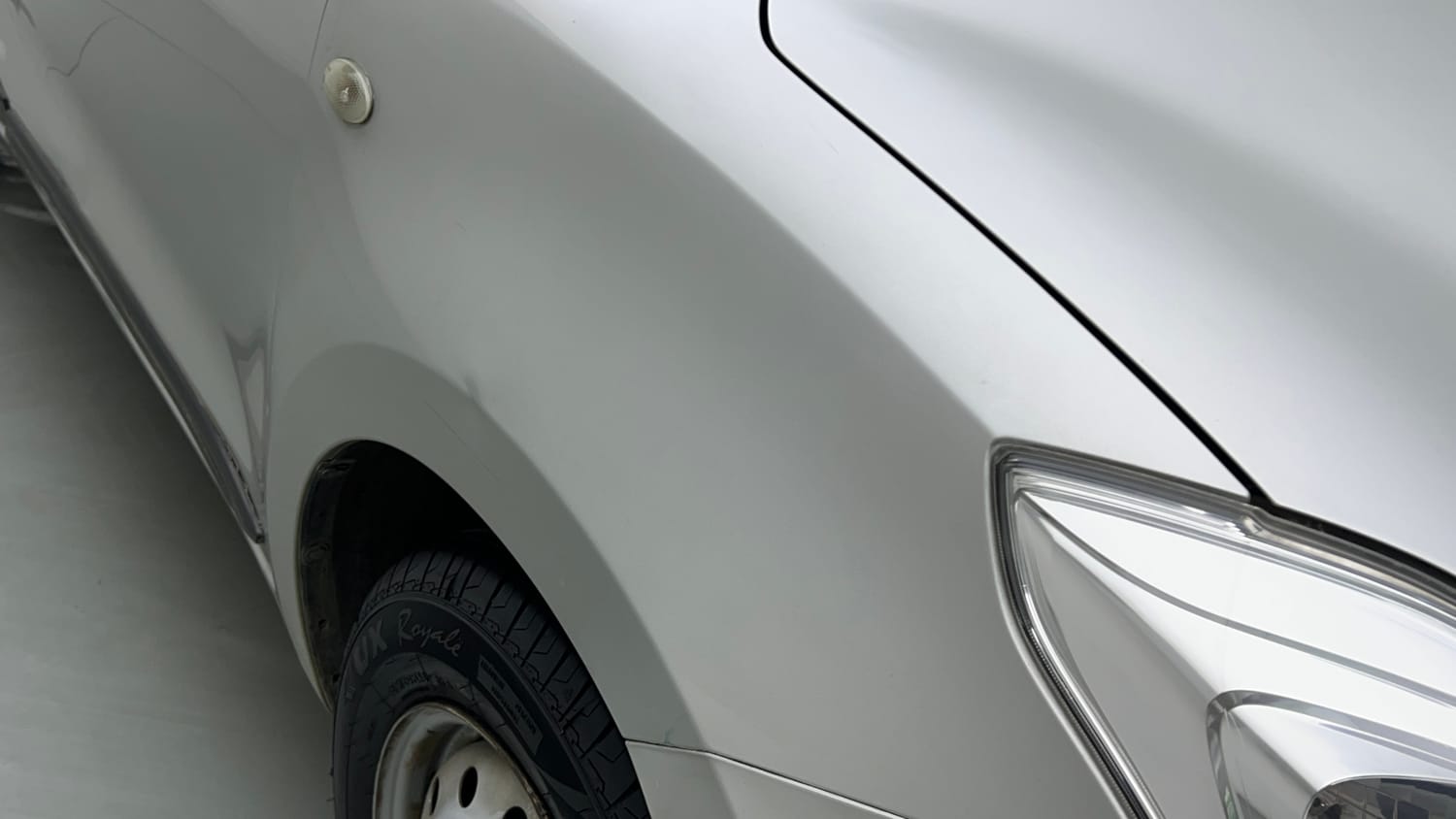 Used 2019 Maruti Suzuki Swift LXi Petrol Manual dents MINOR DENT