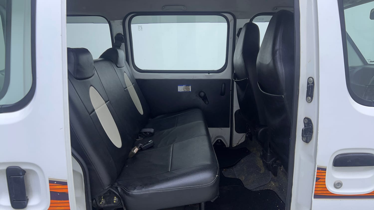 Used 2019 Maruti Suzuki Eeco 5 STR WITH A/C+HTR Petrol Manual interior RIGHT SIDE REAR DOOR CABIN VIEW