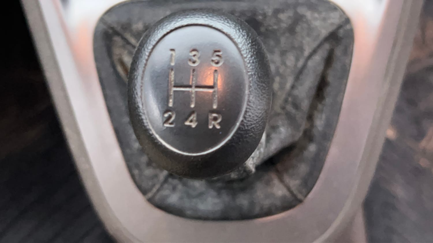 Used 2016 Hyundai i10 Sportz 1.1 iRDE2 Petrol Manual interior GEAR  KNOB VIEW