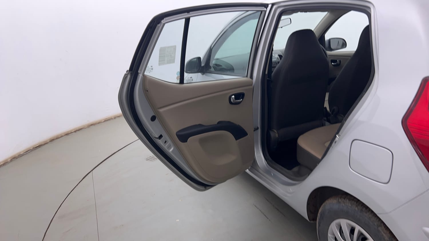 Used 2016 Hyundai i10 Sportz 1.1 iRDE2 Petrol Manual interior LEFT REAR DOOR OPEN VIEW