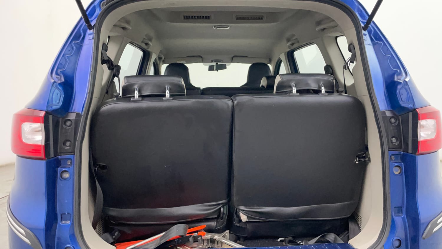 Used 2020 Renault Triber RXT Petrol Manual interior DICKY INSIDE VIEW
