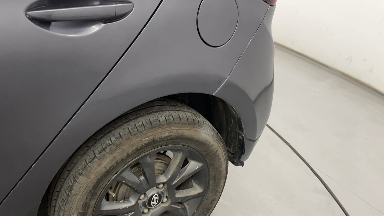 Used 2019 Hyundai Elite i20 Sportz Plus 1.2 Petrol Manual dents MINOR SCRATCH