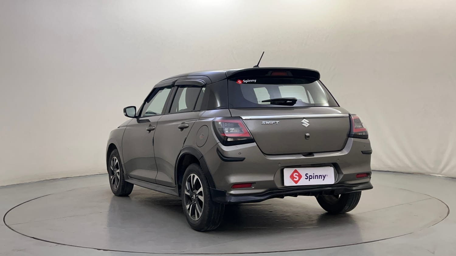 Used 2024 Maruti Suzuki Swift ZXi Plus AMT Petrol Automatic exterior LEFT REAR CORNER VIEW