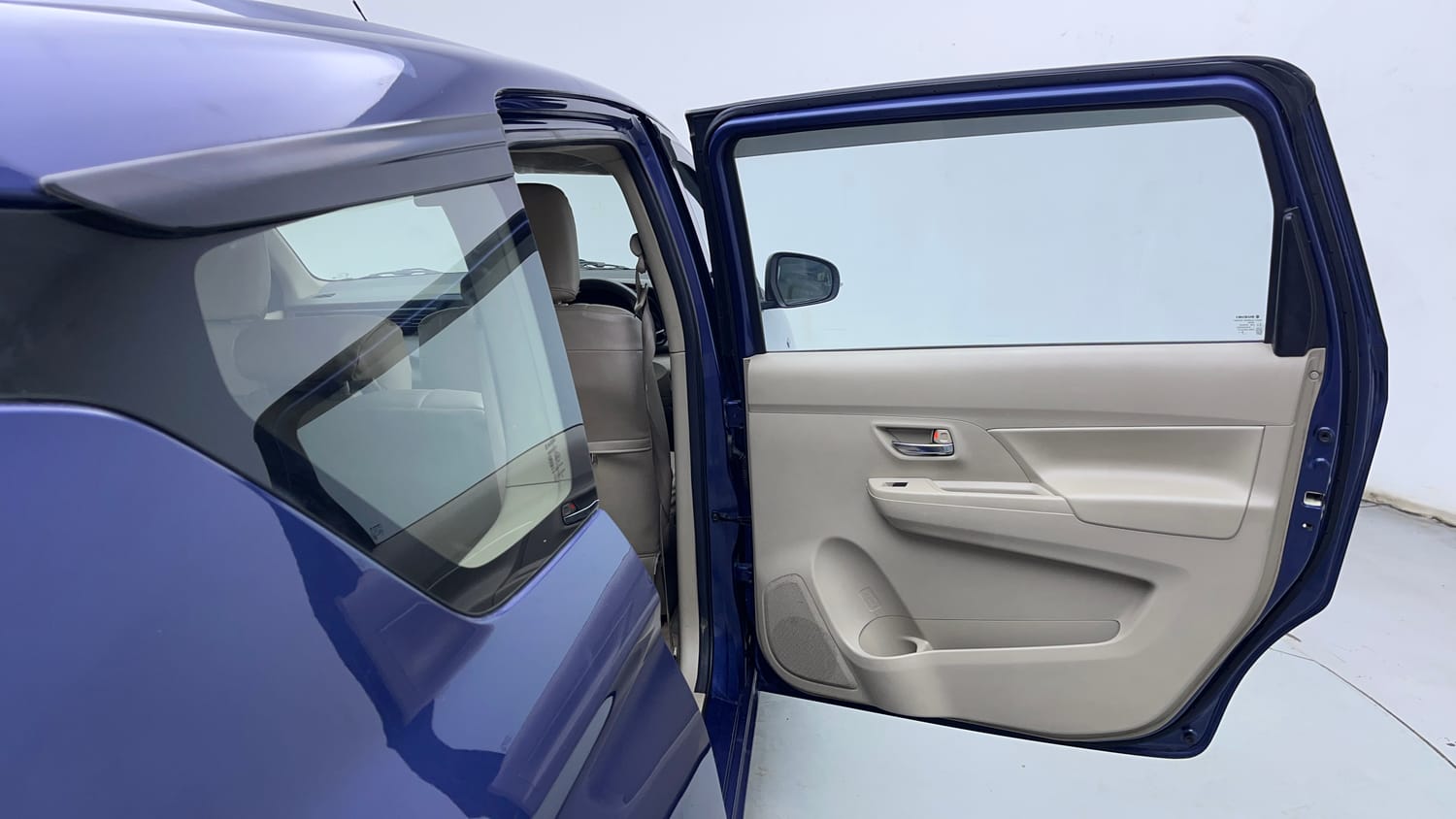 Used 2019 Maruti Suzuki Ertiga VDI SHVS Diesel Manual interior RIGHT REAR DOOR OPEN VIEW