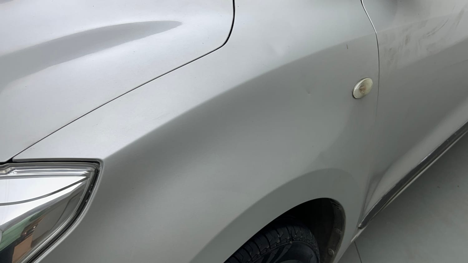 Used 2019 Maruti Suzuki Swift LXi Petrol Manual dents MINOR SCRATCH