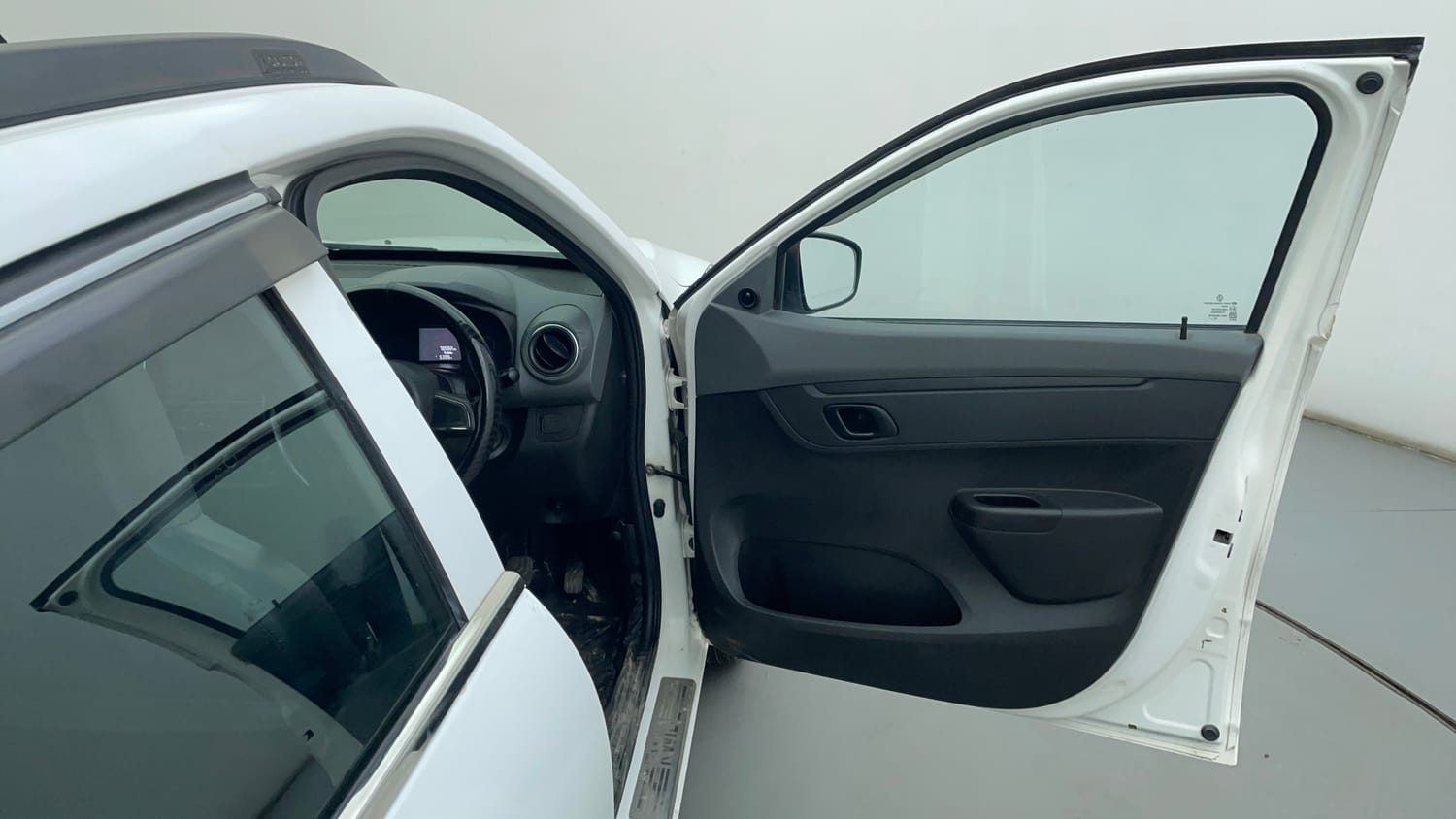 Used 2021 Renault Kwid RXT Petrol Manual interior RIGHT FRONT DOOR OPEN VIEW