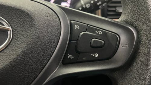 Used 2022 Tata Punch Accomplished Dazzle Pack MT Petrol Manual top_features Cruise control