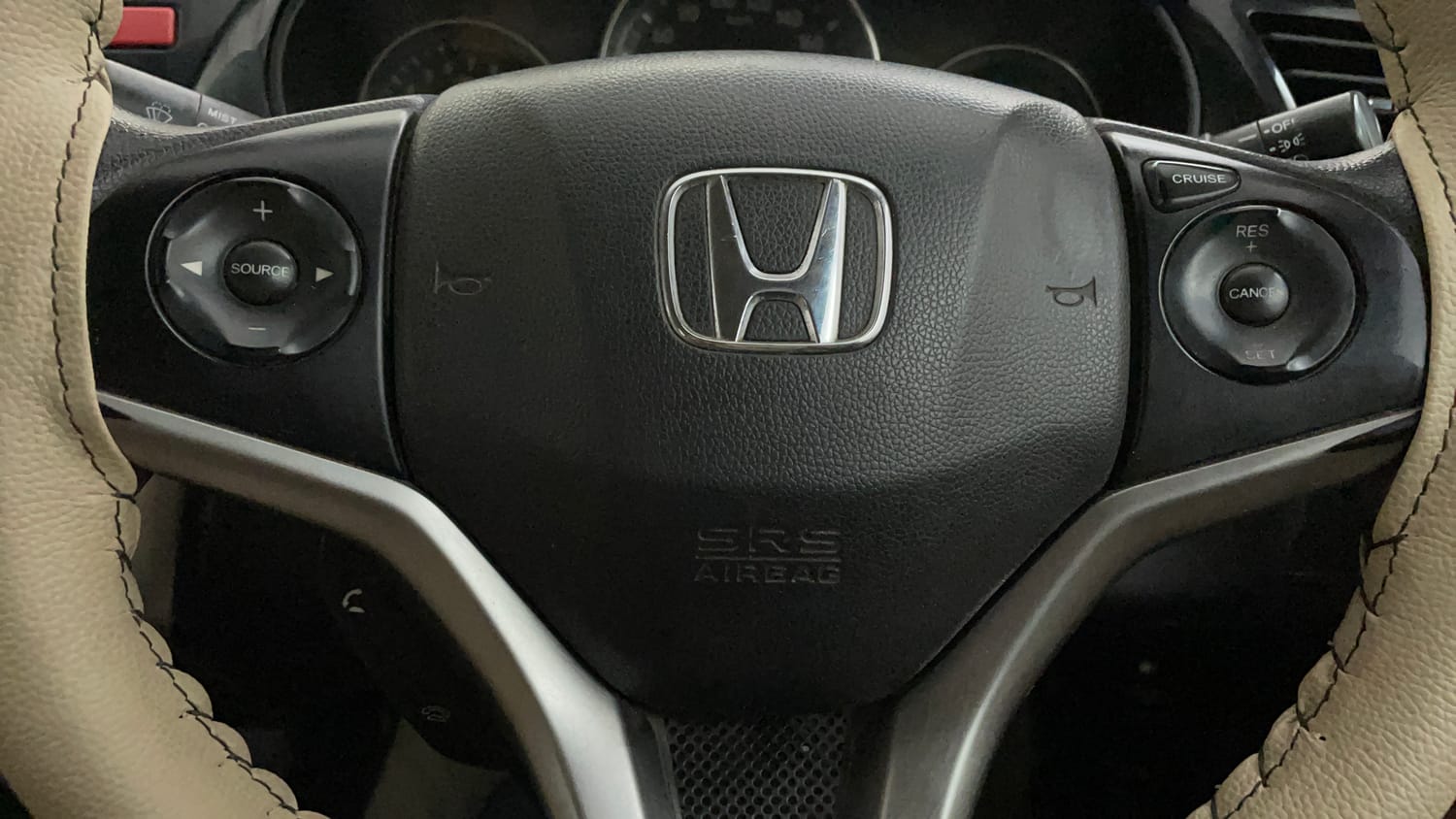 Used 2015 Honda City V Petrol Manual top_features Airbags