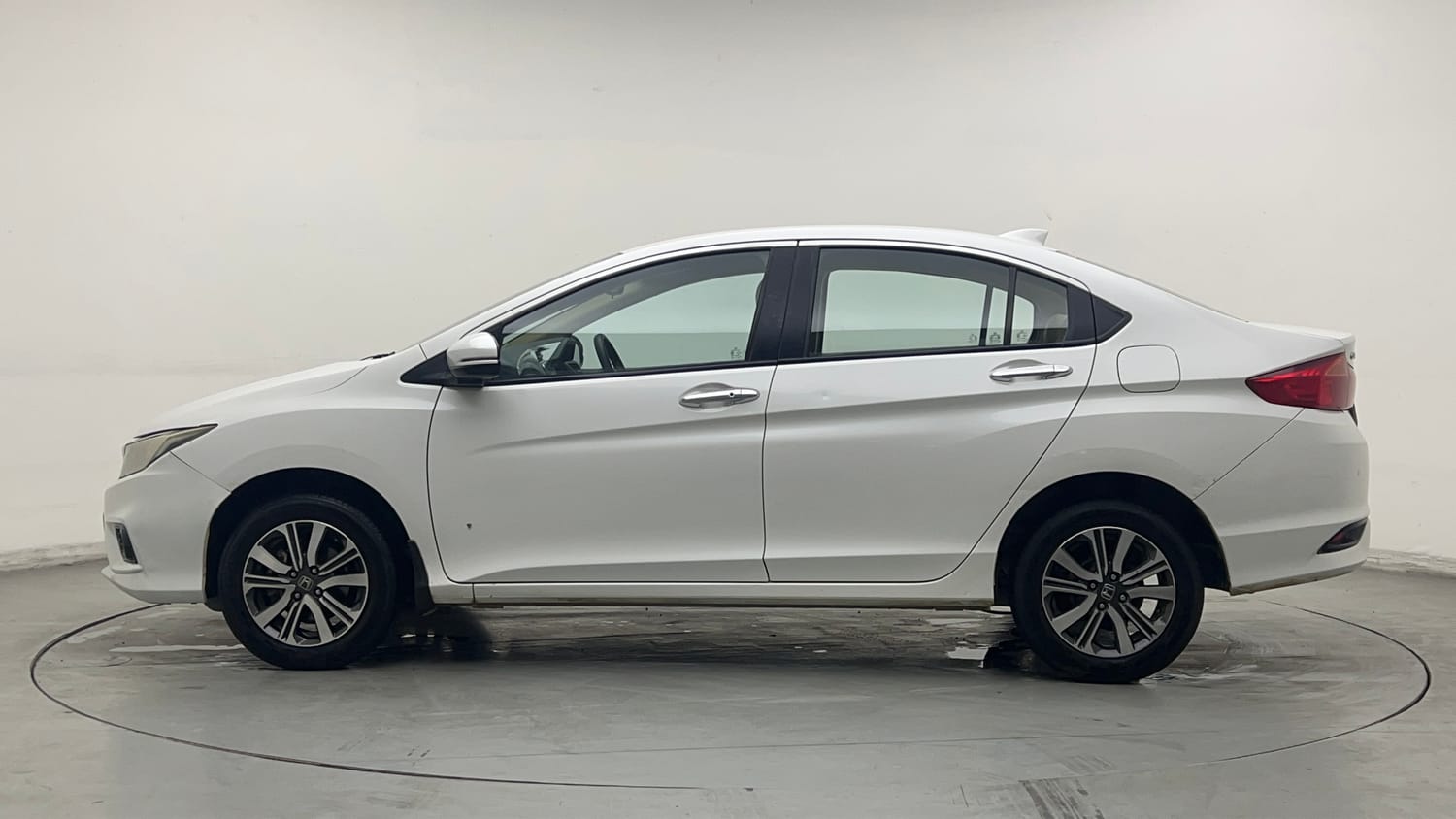 Used 2023 Honda City 4th Generation V Petrol Petrol Manual exterior LEFT SIDE VIEW