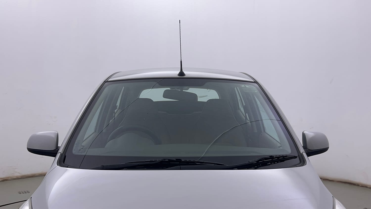 Used 2016 Hyundai i10 Sportz 1.1 iRDE2 Petrol Manual exterior FRONT WINDSHIELD VIEW