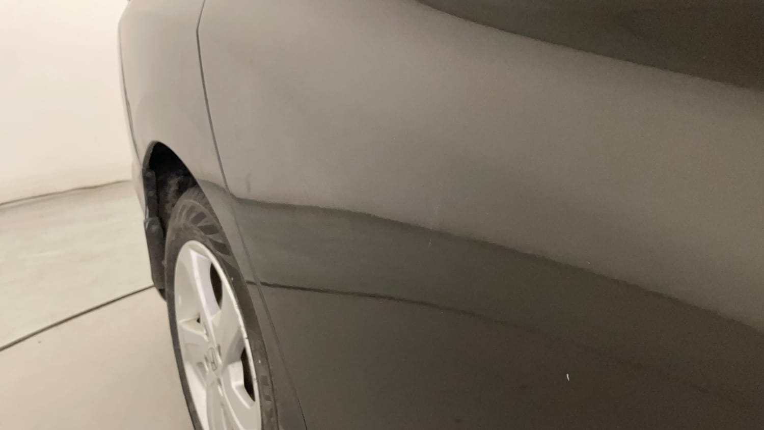 Used 2015 Honda City V Petrol Manual dents MINOR SCRATCH