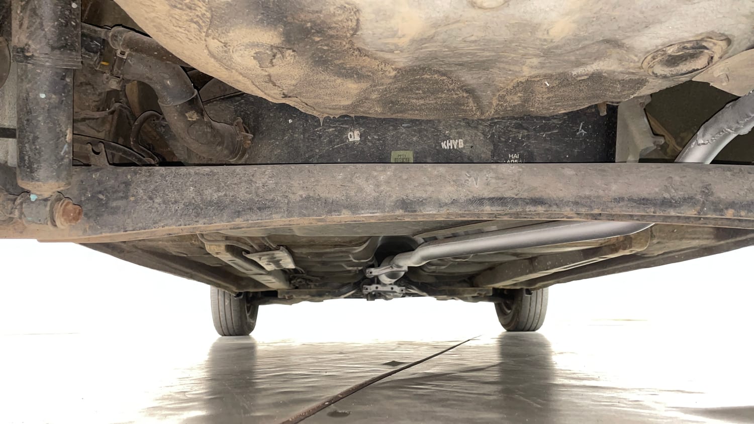 Used 2016 Hyundai i10 Sportz 1.1 iRDE2 Petrol Manual extra REAR UNDERBODY VIEW (TAKEN FROM REAR)
