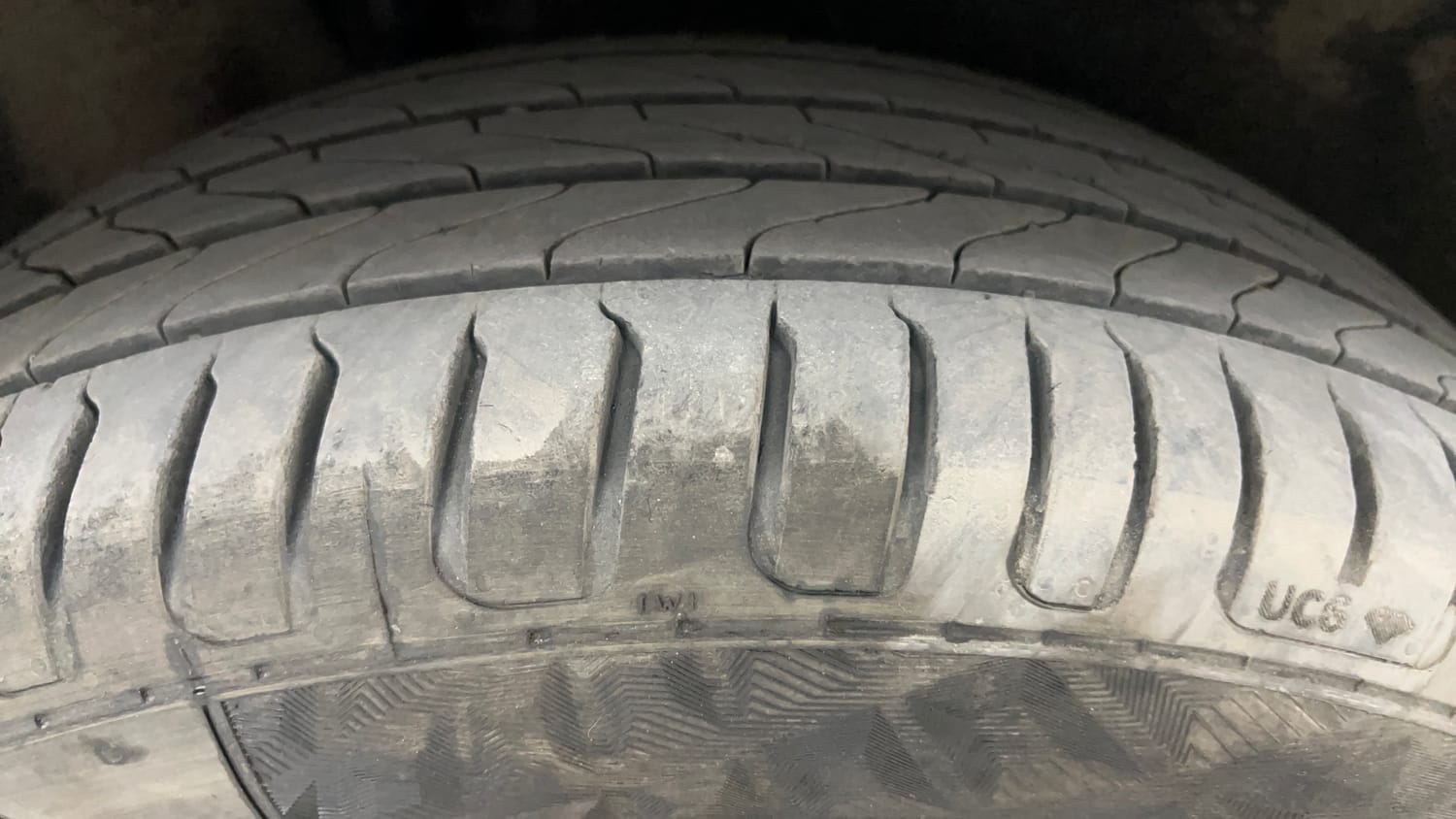 Used 2018 Ford EcoSport Titanium 1.5L TDCi Diesel Manual tyres RIGHT REAR TYRE TREAD VIEW