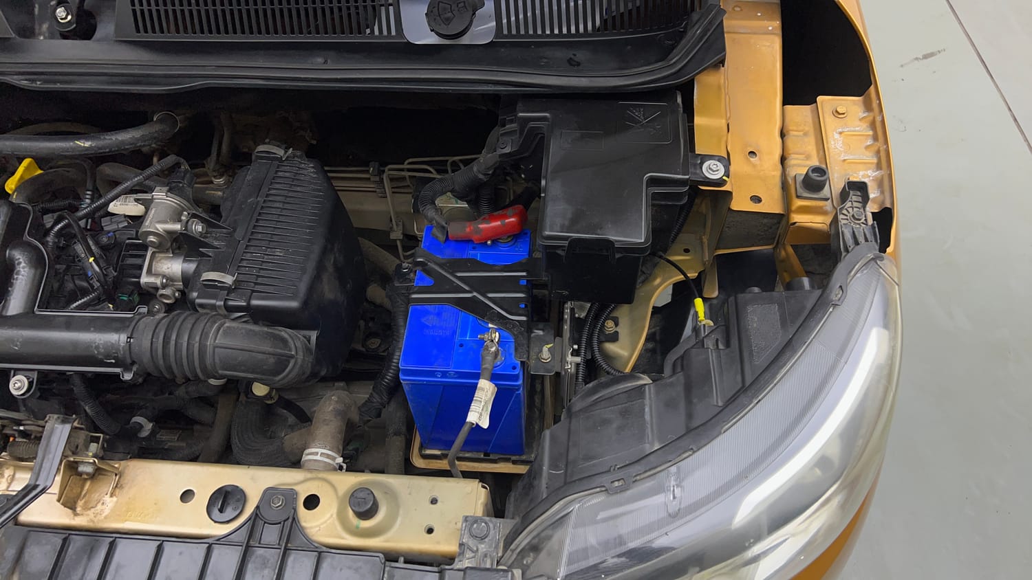 Used 2020 Renault Triber RXT Petrol Manual engine ENGINE LEFT SIDE VIEW