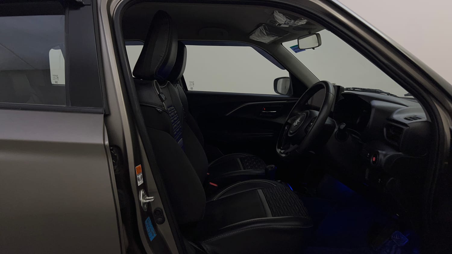Used 2024 Maruti Suzuki Swift ZXi Plus AMT Petrol Automatic interior RIGHT SIDE FRONT DOOR CABIN VIEW