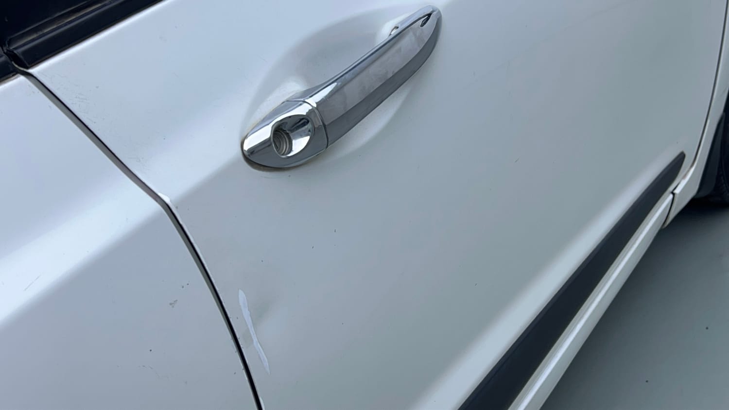 Used 2014 Hyundai Xcent S 1.2 Petrol Manual dents MINOR DENT