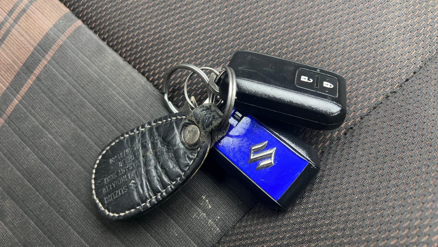 Used 2022 Maruti Suzuki Brezza Zxi Plus Dual Tone Petrol Manual extra CAR KEY VIEW