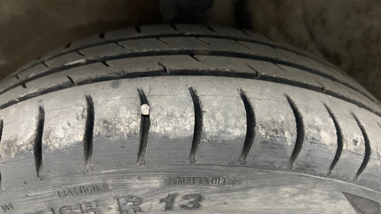 Used 2014 Maruti Suzuki Alto K10 VXi Petrol Manual tyres LEFT FRONT TYRE TREAD VIEW