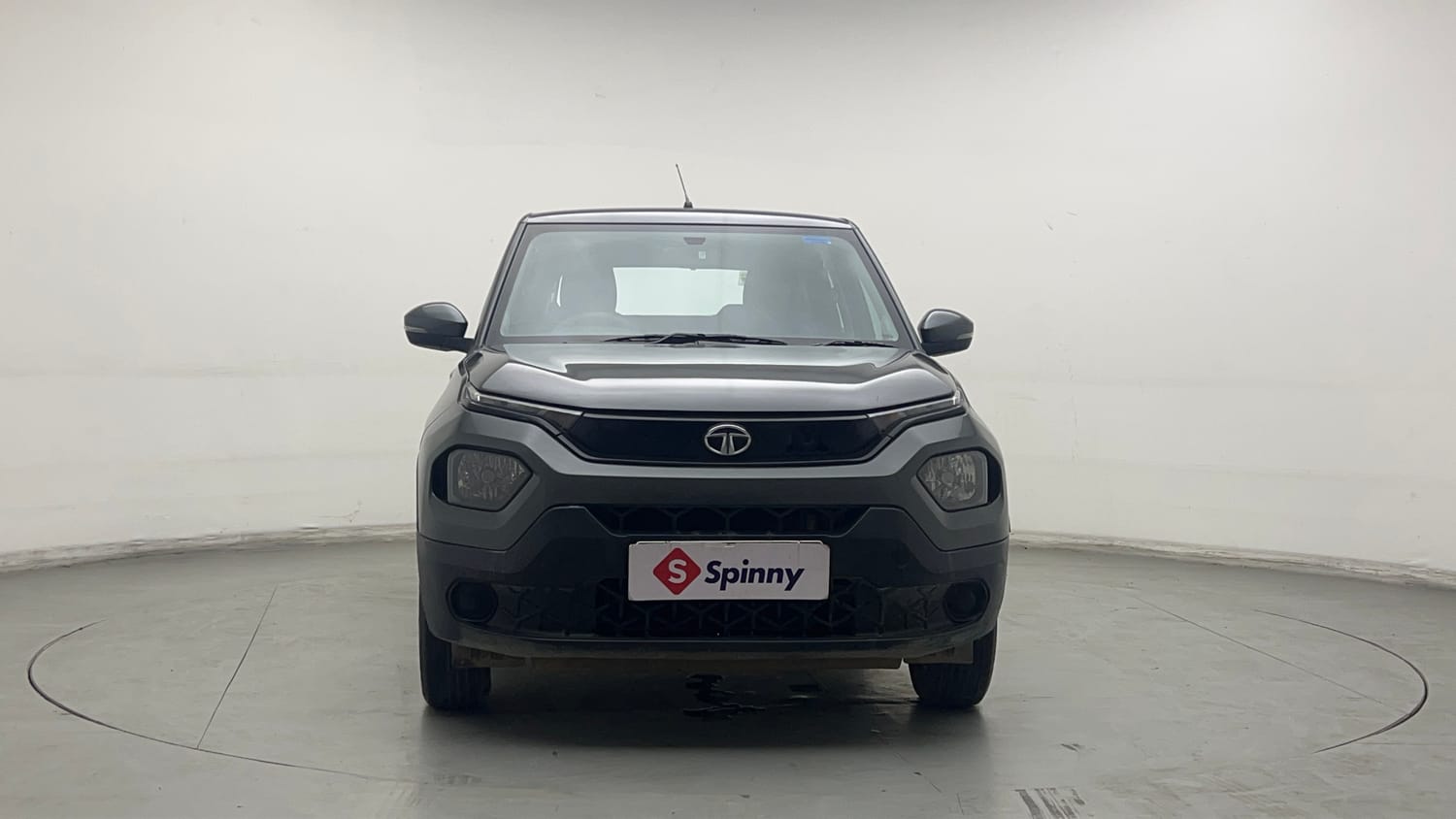 Used 2022 Tata Punch Adventure MT Petrol Manual exterior FRONT VIEW