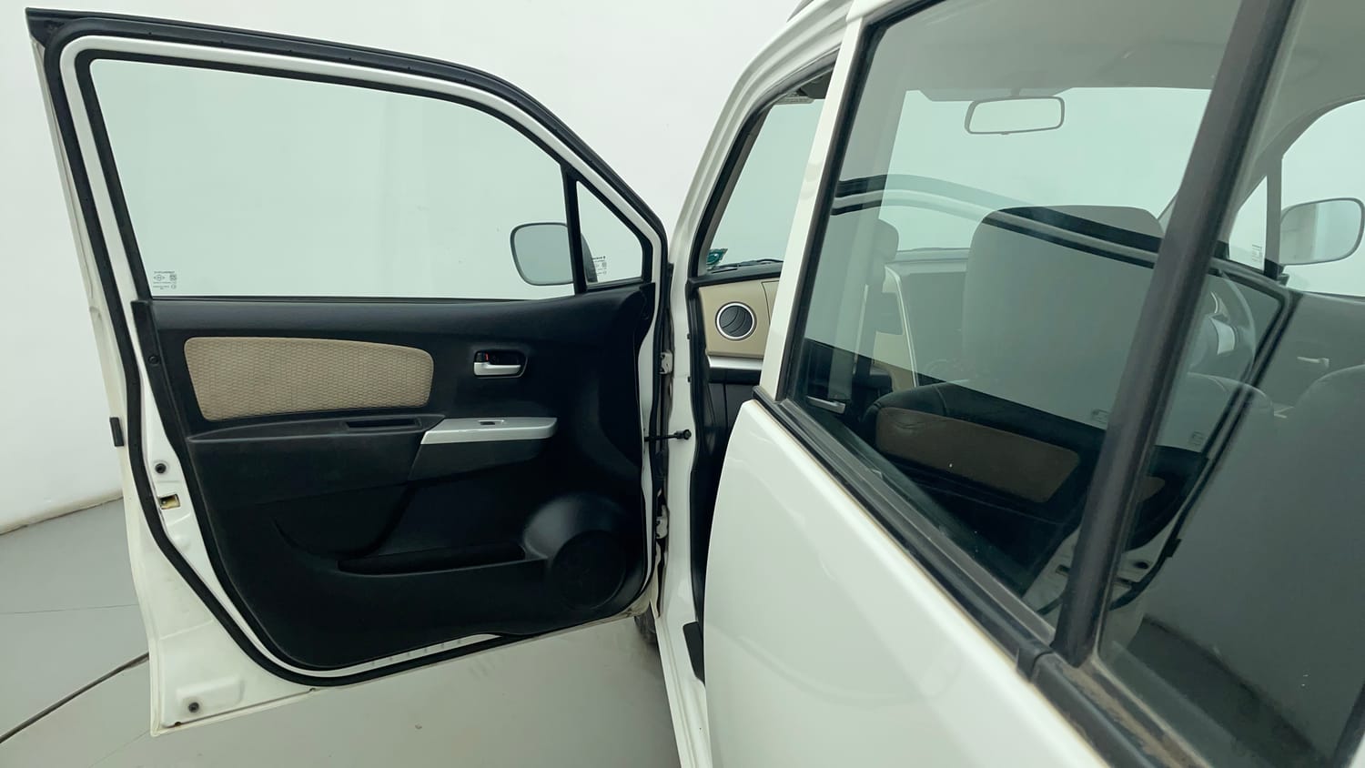 Used 2017 Maruti Suzuki Wagon R LXI Petrol Manual interior LEFT FRONT DOOR OPEN VIEW