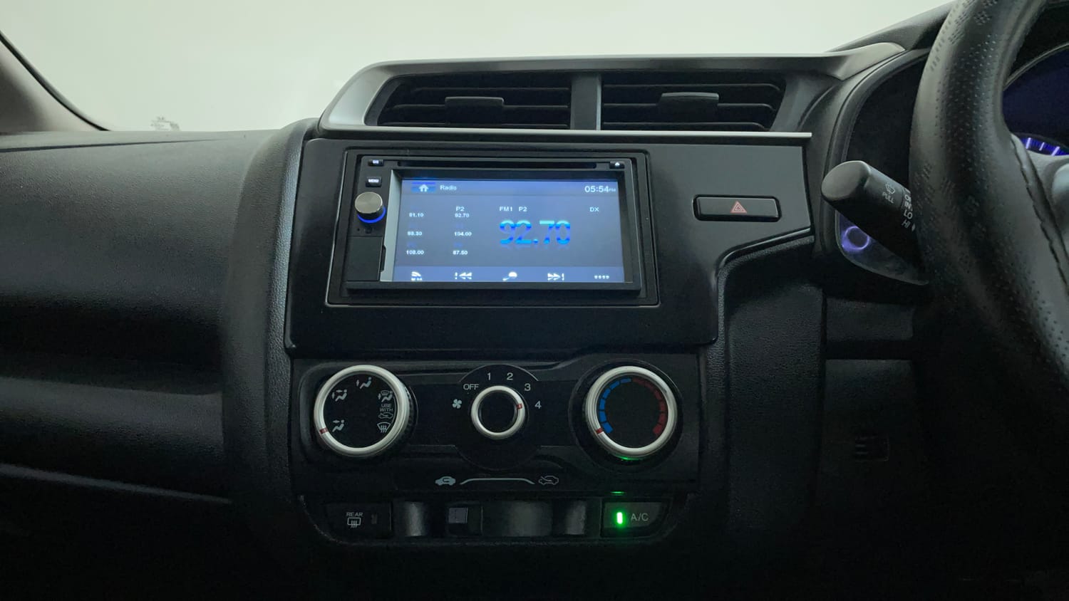 Used 2017 Honda WR-V S MT Petrol Petrol Manual interior MUSIC SYSTEM & AC CONTROL VIEW
