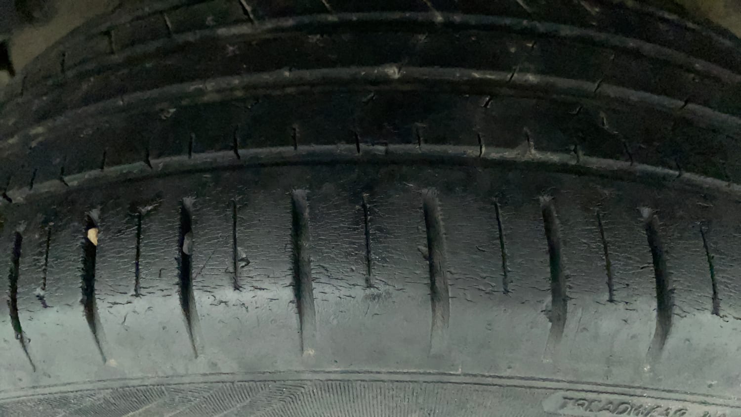 Used 2023 Maruti Suzuki Baleno Zeta MT CNG Cng Manual tyres LEFT REAR TYRE TREAD VIEW