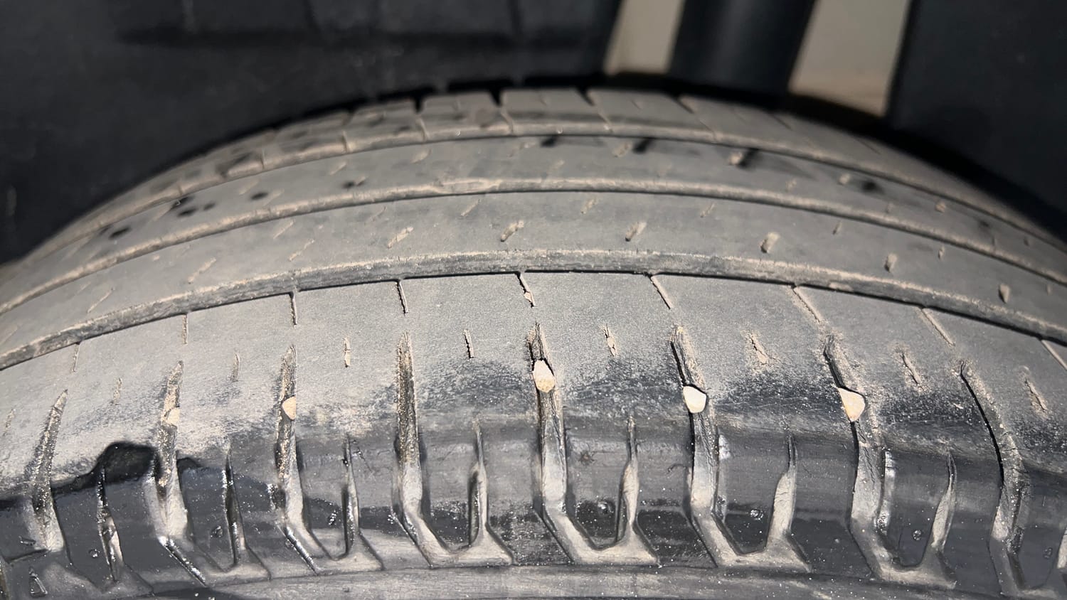 Used 2018 Maruti Suzuki Dzire ZXi Petrol Manual tyres LEFT REAR TYRE TREAD VIEW