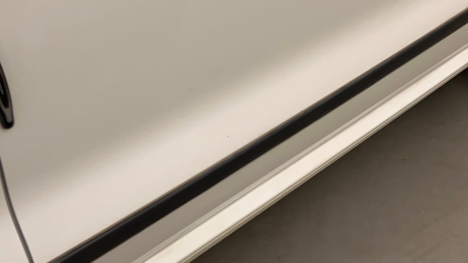 Used 2015 Volkswagen Polo Comfortline 1.2L (P) Petrol Manual dents MINOR SCRATCH