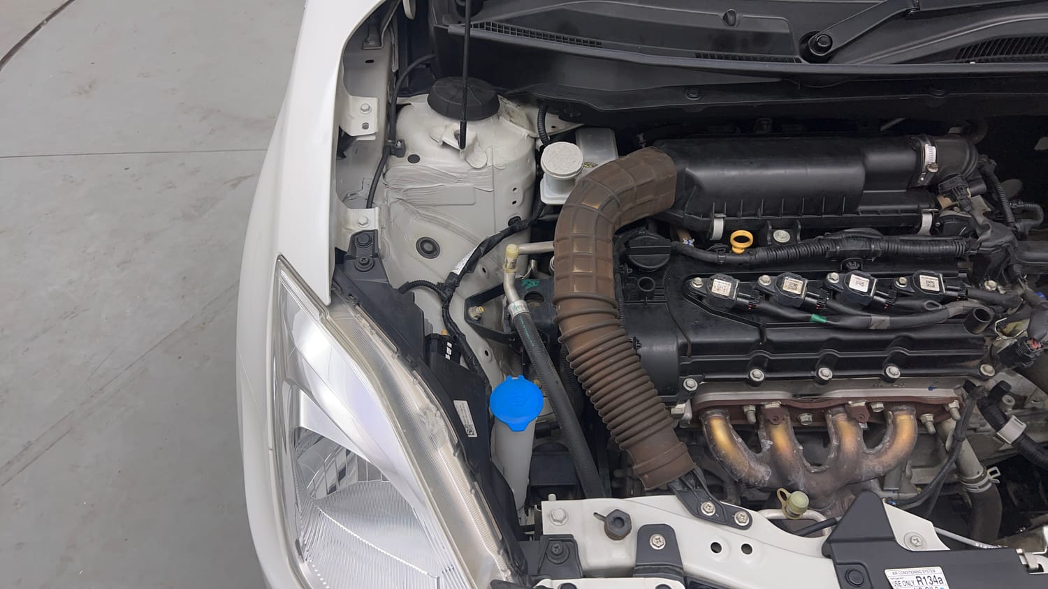 Used 2018 Maruti Suzuki Dzire ZXi Petrol Manual engine ENGINE RIGHT SIDE VIEW
