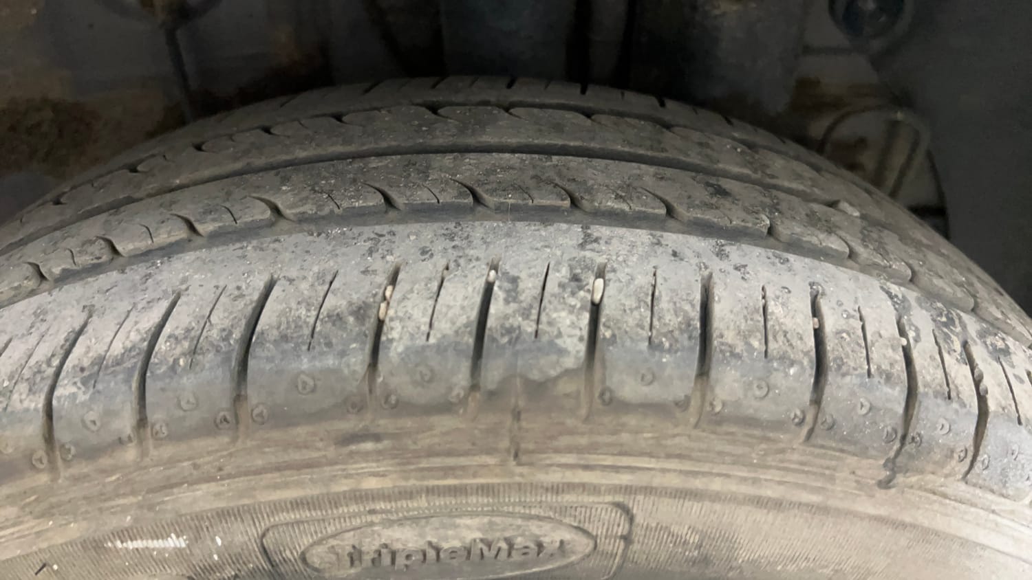 Used 2019 Hyundai Elite i20 Sportz Plus 1.2 Petrol Manual tyres LEFT REAR TYRE TREAD VIEW