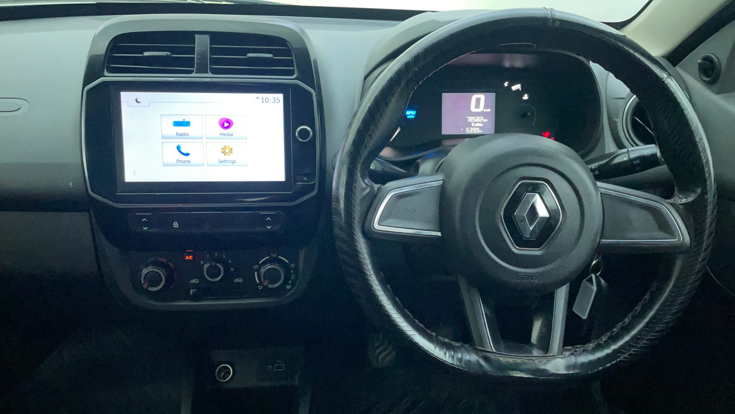Used 2021 Renault Kwid RXT Petrol Manual interior STEERING VIEW