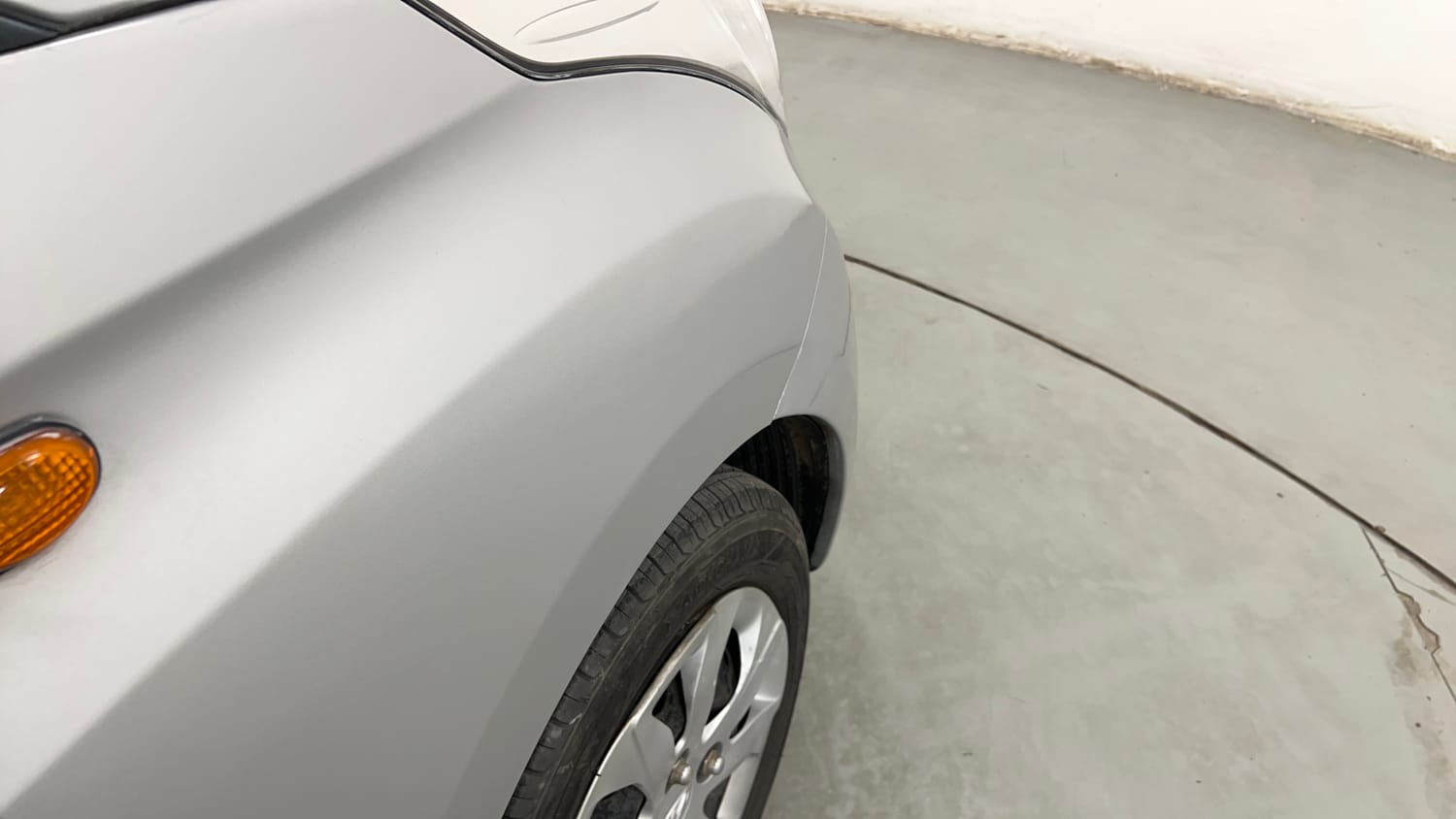 Used 2016 Hyundai Eon Magna Petrol Manual dents MINOR SCRATCH