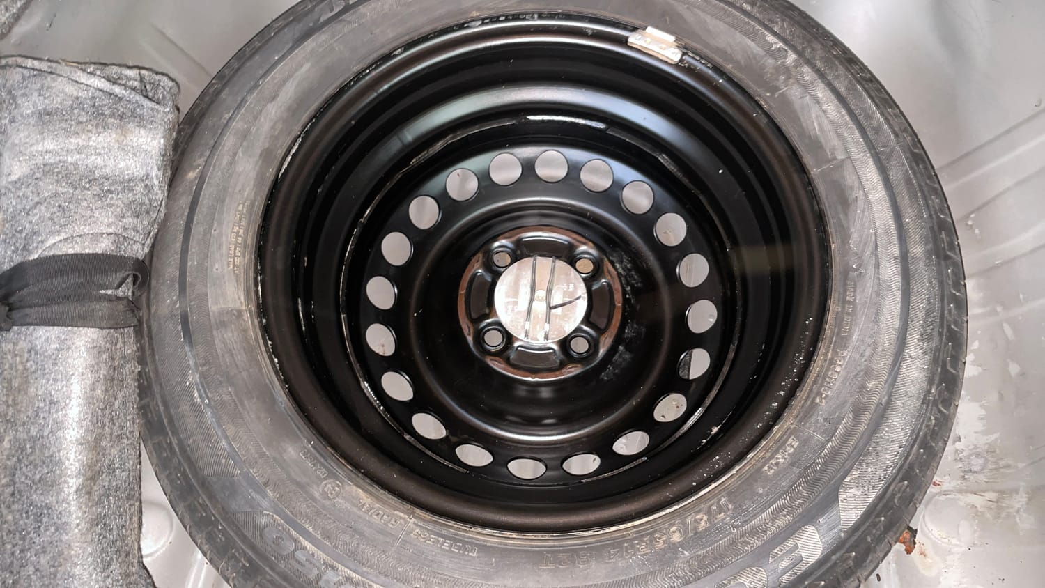 Used 2019 Honda Amaze 1.2 S MT Petrol Petrol Manual tyres SPARE TYRE VIEW