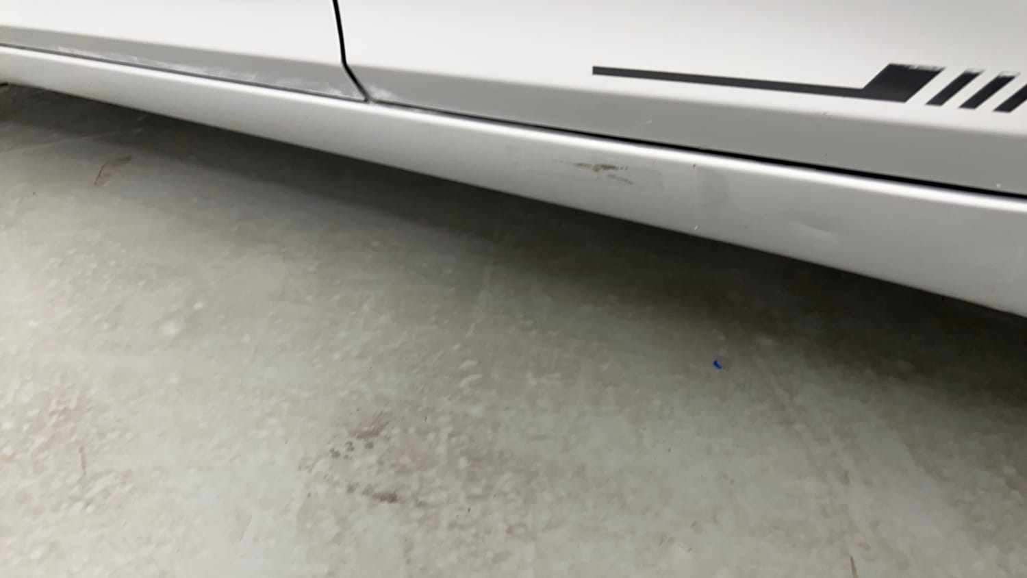 Used 2016 Hyundai Eon Magna Petrol Manual dents MINOR SCRATCH