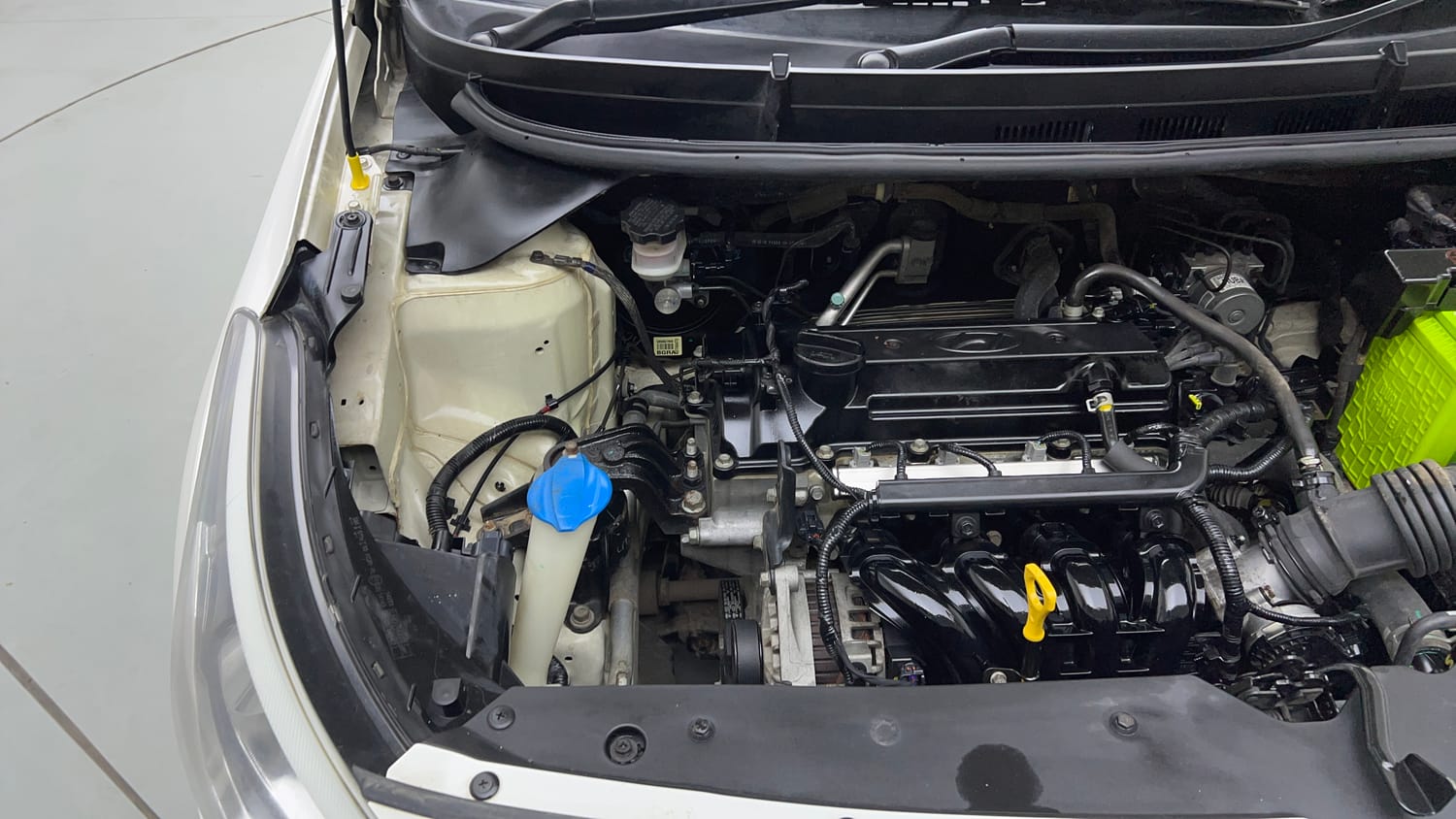 Used 2015 Hyundai Elite i20 Sportz 1.2 Petrol Manual engine ENGINE RIGHT SIDE VIEW