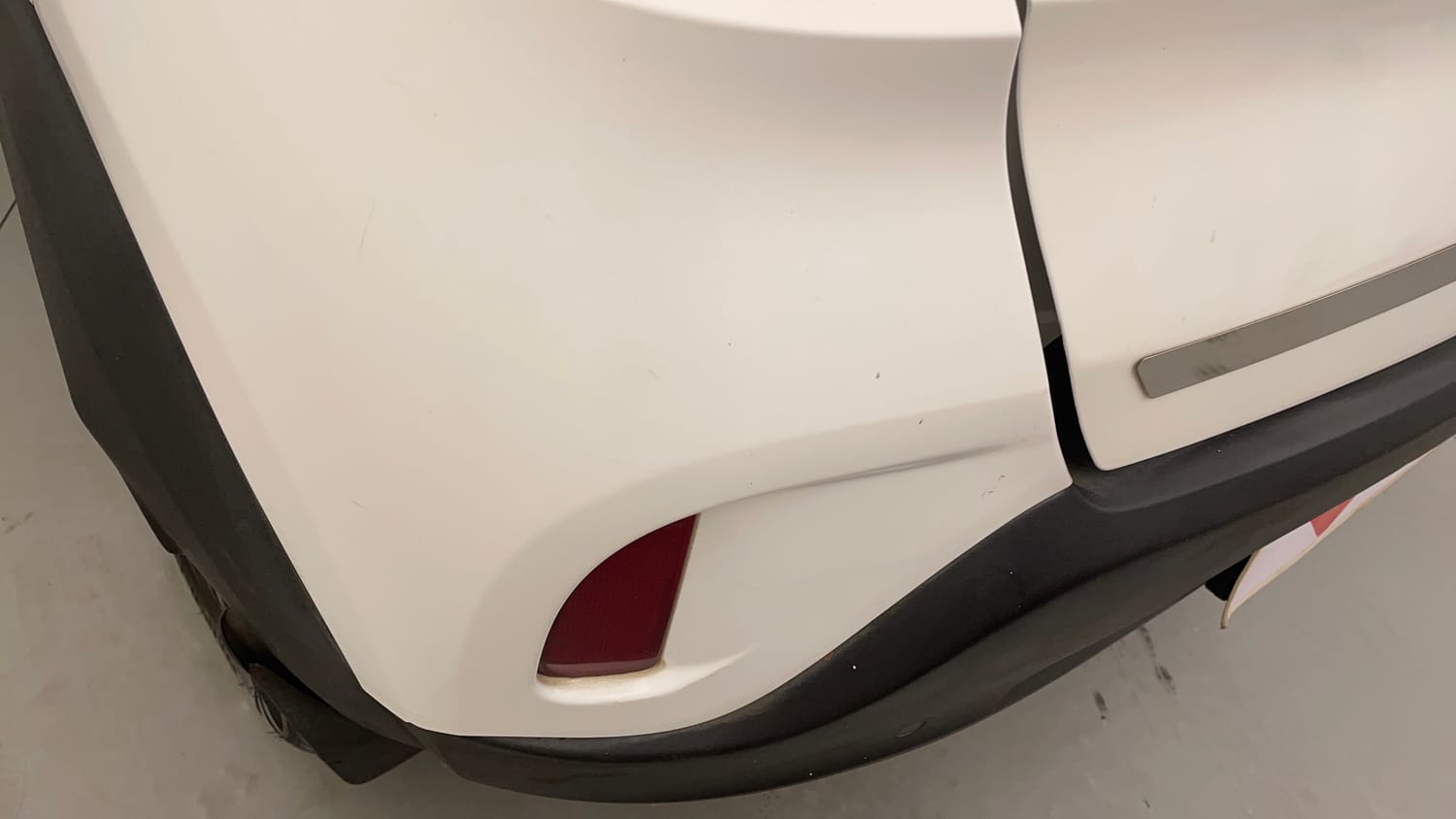 Used 2021 Renault Kwid RXT Petrol Manual dents MINOR SCRATCH