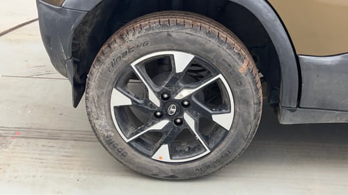 Used 2022 Tata Punch Accomplished Dazzle Pack MT Petrol Manual tyres RIGHT REAR TYRE RIM VIEW